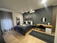 Deluxe Tweepersoonskamer met 1 of 2 Aparte Bedden en Toegang tot het Zwembad