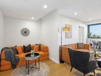 Modern 2BR - City Views & Pool & Free Parking - B&B Brisbane
