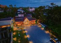 Kayal Cove Premium Pool Resort & Houseboats Alleppey By VOYE HOMES - Chambres d'hôtes Alleppey