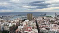 Sky Views Studio in City Centre - B&B Alicante