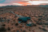 The Rockstar By The Cohost Company - B&B Pioneertown