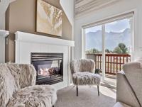 Rockies 3BR Townhome w Stunning Views Near DT - B&B Canmore