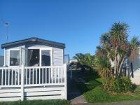 Beautiful Holiday Home 3 Bed Caravan by The Beach, Free Wifi, Games Console, TVs & DVD's, Passes Not Included - B&B Rhyl