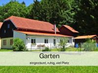 Haus im Grünen, Ruhe, großer eingezäunter Garten - ideal für Familien und Hunde - B&B Pinsdorf