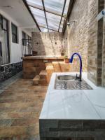 Suite San Vicente 1 Jacuzzi Cocina Parqueo - B&B Juivi