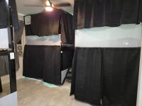 Posto Letto in Dormitorio Misto con 6 Letti