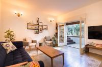 Cozy Garden Apartment in Center - By Vacay TLV - Bed and Breakfast Tel Aviv