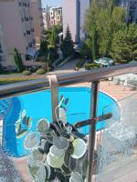 Apartment mit 2 Schlafzimmern und Balkon