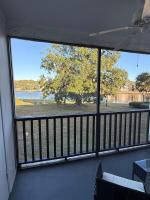 Waterfront Retreat in Tampa 2B2B with River Views - B&B Tampa