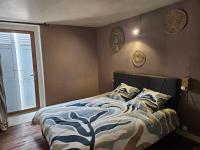 Duplex chaleureux-6 personnes- centre historique- au pied des commerces et thermes - B&B Salies-de-Béarn
