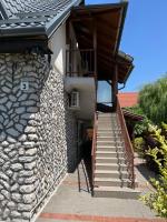 Izabella Apartmanok földszint és emelet - B&B Mezőkövesd