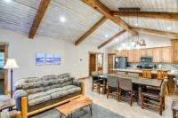 Outdoor Adventure Hub about 20 Miles to Yellowstone! - Bed and Breakfast Island Park