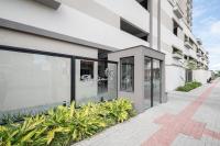 Apto Penha a 300M PRAIA 8 min do BETO CARREIRO com PISICNA, sacada com CHURRASQUEIRA privativa, AR CONDICIONADO Wi Fi, PORTARIA 24h,vaga privativa de GARAGEM - B&B Penha