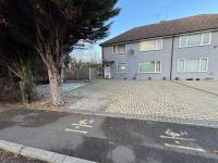 Cosy 2 Bed Flat, Up to 6 Guests, Plus 4 Onsite Free Parking Reading South M4 Jct 11 RG28PY - B&B Reading