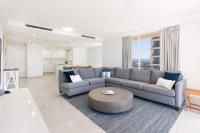 Allunga Stunning Beach Side Apartment - B&B Gold Coast