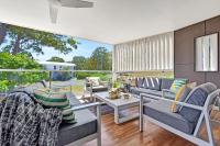 The Jacaranda - Pet Friendly, Air-Con, Wifi, Boat Parking, Large backyard - B&B Nelson Bay