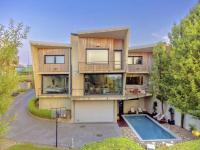 Villa moderna con terrazas jardin privado - B&B Loiola