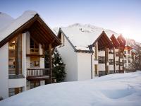 Schweizerhof Ferienwohnungen Lenzerheide 5 - B&B Lenzerheide