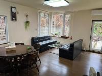 Free Airport Pick-Up Private Aoyama House 青山ハウス - B&B Otaru