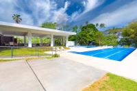 Playa Mantas - 7th Floor - Sea View - Beach Club Access - Balcony - Beach - B&B Punta Leona