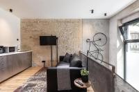 COOLEST Apartment in Berlin, easy Check-in, Industrial Style, close to center #3 - B&B Berlín