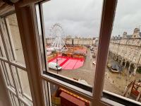 Au 1 Grand Place Vue Grand Place 2 Ch 4 Pers - Bed and Breakfast Arras