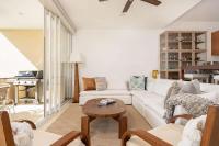 Luxury Oceanview Condo Steps to El Anclote - B&B Corral del Risco