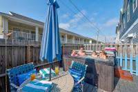 Walk to Beach Hot Tub Community Pool Water View - Bed and Breakfast Corpus Christi