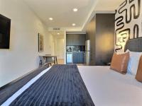 Quiet City Getaway Near Regions Field and Food - Chambres d'hôtes Birmingham