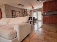 Zen Den Studio - B&B Apple Valley