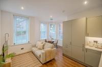 Luxe Coastal Hideaway - Alum Chine - Bed and Breakfast Bournemouth