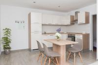 Apartment mit 2 Schlafzimmern und Terrasse