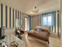 Chambre Lit King-Size avec Balcon