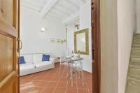 UR-NEST Window on Arno - B&B Firenze