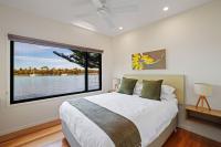Anglesea Waterfront Bungalow with Spa - Chambres d’hôtes Huskisson