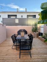 Duplex Magnifique Lumineux au calme sur la Côte d'Azur, Animaux acceptés - Chambres d'hôtes Fréjus