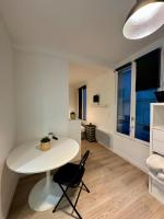 Charming Studio - Monceau - Ternes - B&B Paris