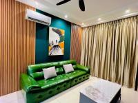 3BR Apartment Above Boulevard Mall WINDENBURG - Bed and Breakfast Bintulu