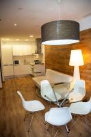 DragonTree Barcelona - apartamentos turisticos 5 min from the BEACH - B&B Barcellona