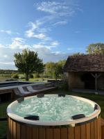 Domaine Le Pineau Private Pool & Nordic Jacuzzi Loire Valley - B&B Bléré