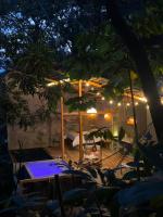 Cabaña El Bosque - En medio del bosque - Jacuzzi Privado con Calefacción y Malla Catamarán - Cerca a Medellin - Chambres d'hôtes Sopetrán