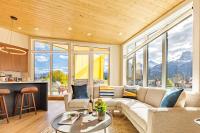 Ravens Peak - Private Hot Tub - B&B Canmore