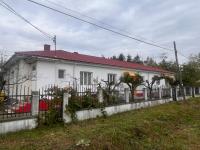 La Căsuța Racosana -Casa Spațioasă cu Grădina și Terasa și Gastro Local aproape - Chambres d'hôtes Răcoasa