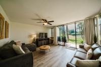 Sea Breeze Retreat golf course front - B&B Kahuku