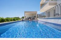 Villa Vista Vinea, luxury heated pool and hydromassage, near Split and Trogir - B&B Kaštel Novi