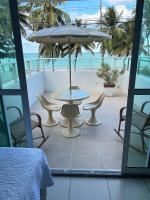 Melhores Flats - Maravilhosa varanda frente ao mar - Bed and Breakfast João Pessoa