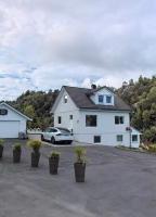 Aurora Bliss - Luxury Waterfront Apartment near Bergen with Sauna & Jacuzzi - B&B Ask