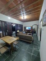 Sitio Piscina 2Q Com Levy 15 minutos de Três Rios - Ferienwohnung Comendador Levy Gasparian