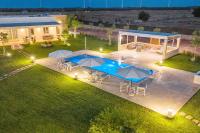 Trullo Tenuta Mary with Heated Pool - B&B Carpignano Salentino