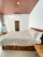 Villa Strelitzia - B&B Joyosari